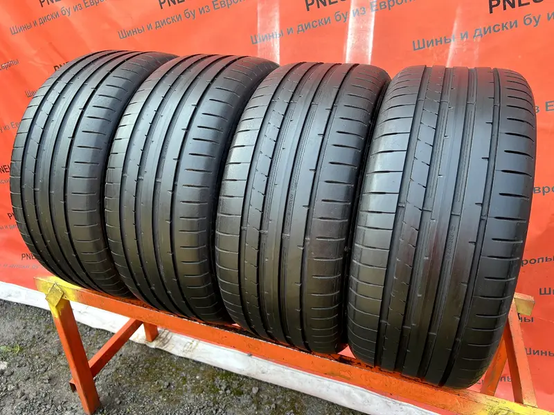 Комплект б/у шин 245/45 R17 Dunlop SP Sport Maxx RT 2