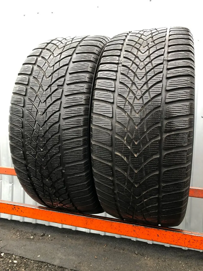 Пара б/у шин 245/45 R17 Dunlop SP Winter Sport 4D
