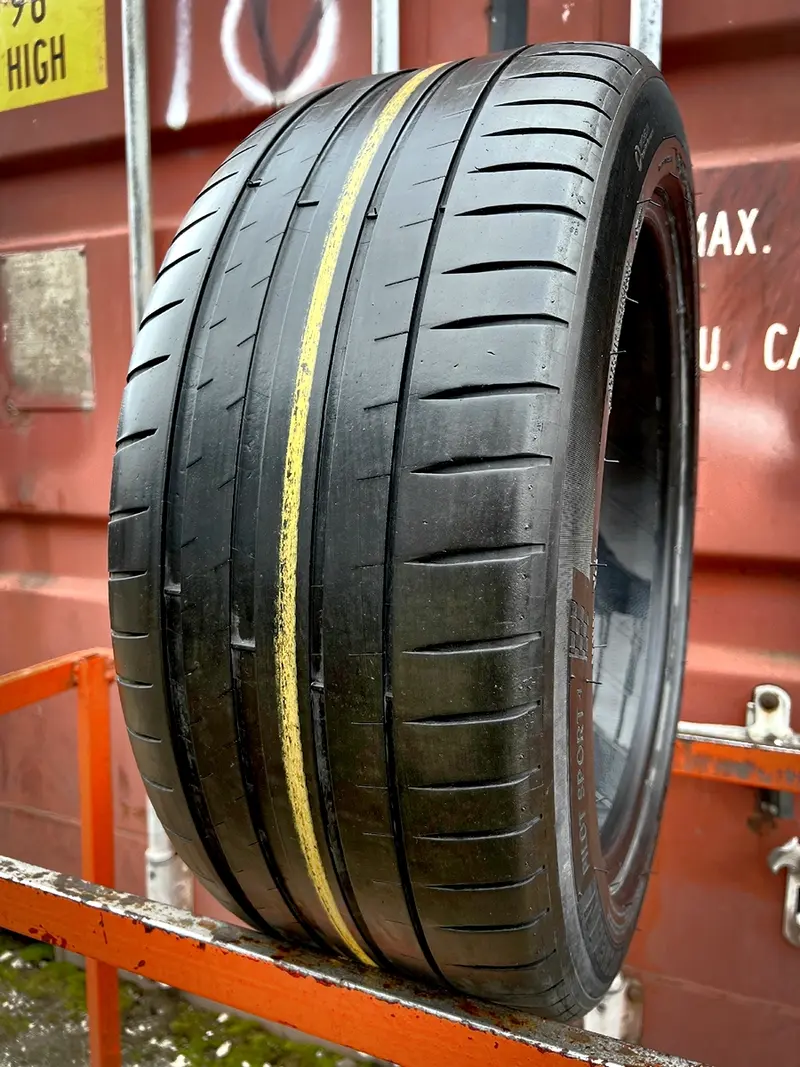 Б/у шина 245/45 R17 Michelin Pilot Sport 4, фото 1