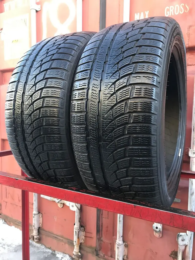 Пара б/у шин 245/45 R17 Nokian WR A4, фото 1
