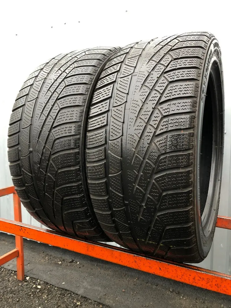 Пара б/у шин 245/45 R17 Pirelli Winter 240 Sottozero, фото 1