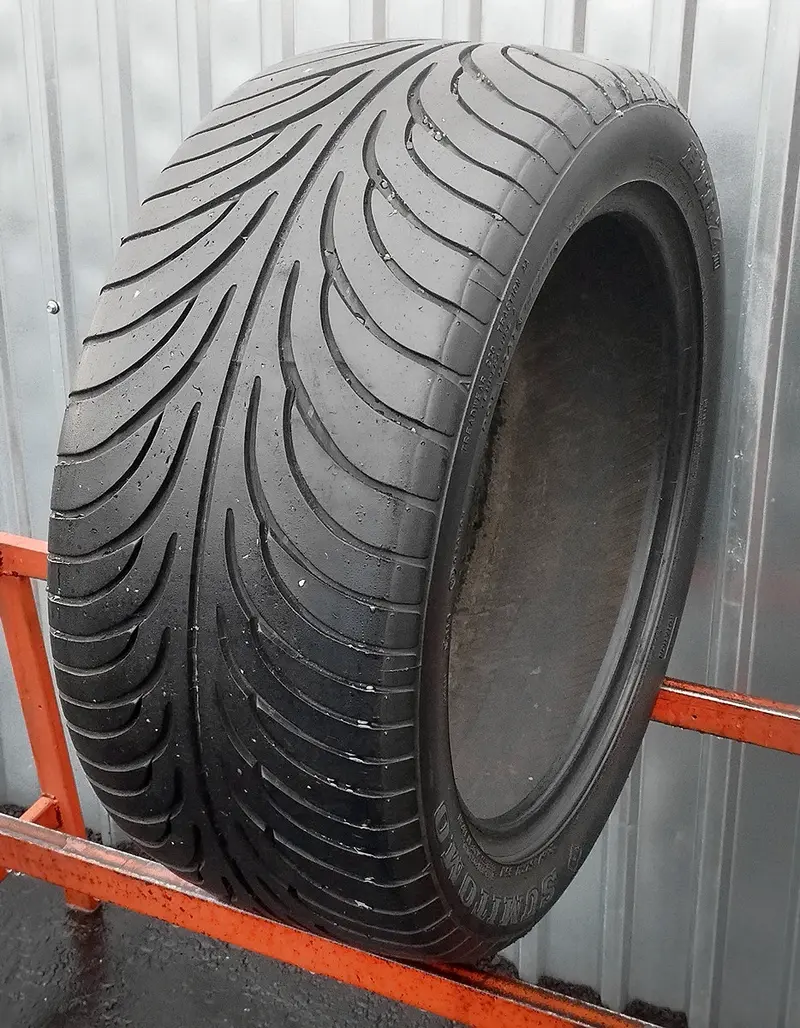 Б/у шина 245/45 R17 Sumitomo HTR Z II