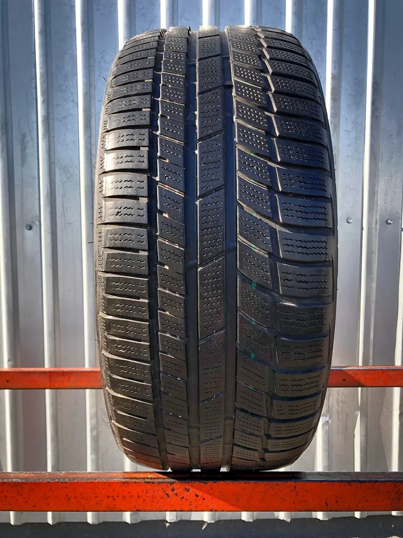 Б/у шина 245/45 R17 Toyo Snowprox S954