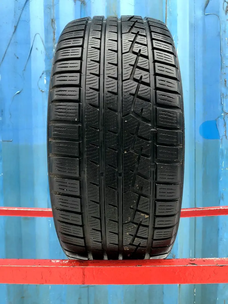 Б/у шина 245/45 R17 Yokohama W.drive V902 A