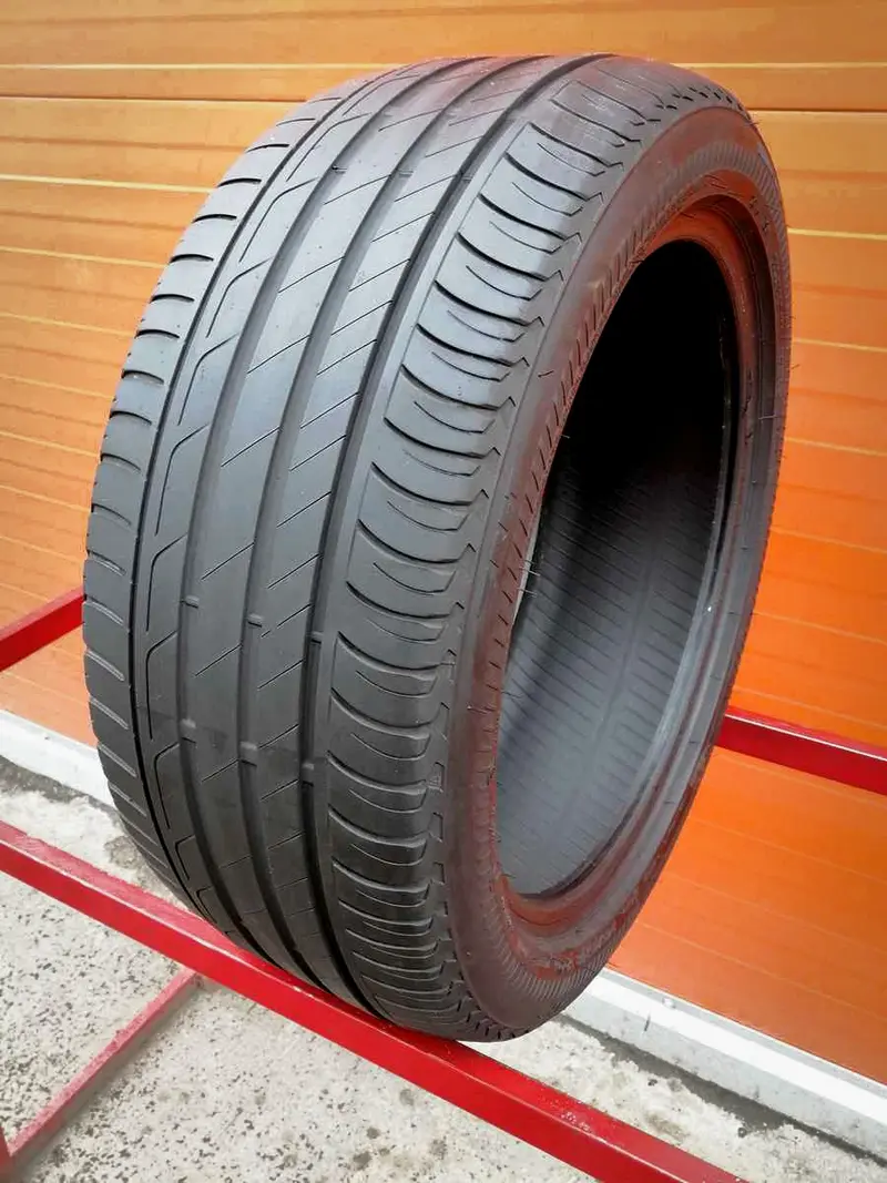 Б/у шина 245/45 R18 Bridgestone Drive Guard Run Flat