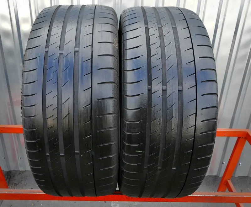Пара б/у шин 245/45 R18 Continental ContiSportContact 3 Run Flat