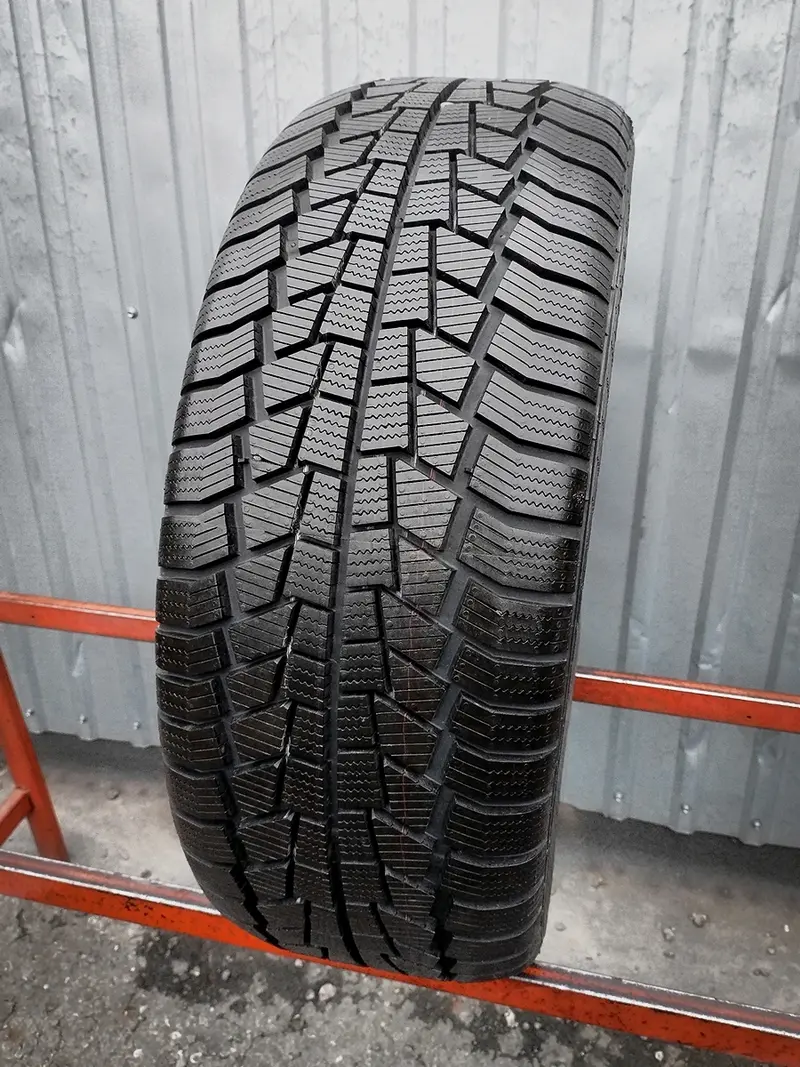 Б/у шина 245/45 R18 Gislaved Euro Frost 6