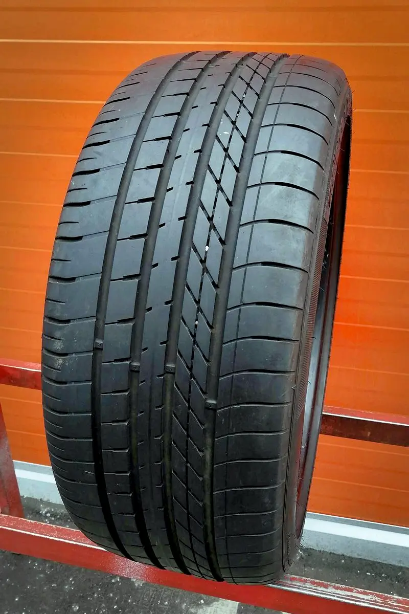 Б/у шина 245/45 R18 Goodyear Excellence RunFlat