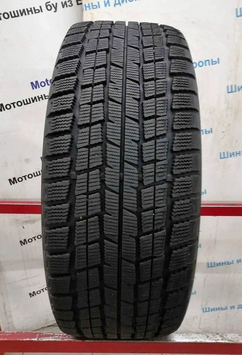 Б/у шина 245/45 R18 Goodyear Ultra Grip Ice Navi NH