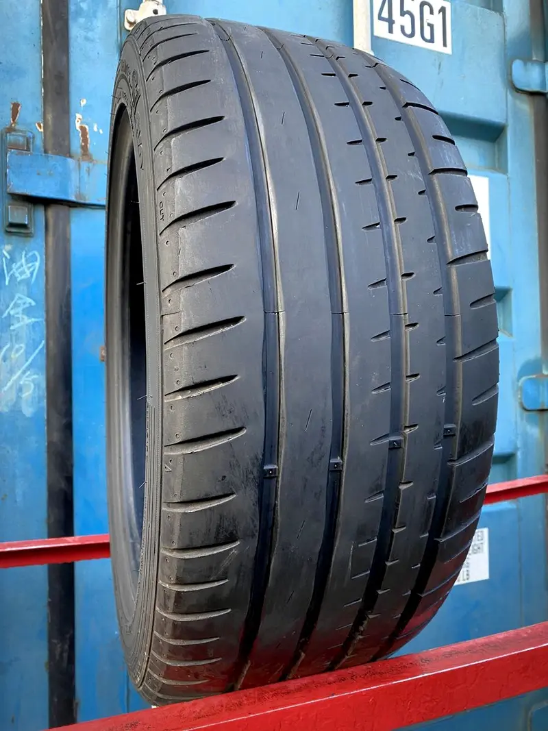 Б/у шина 245/45 R18 Hankook Ventus S1evo K107