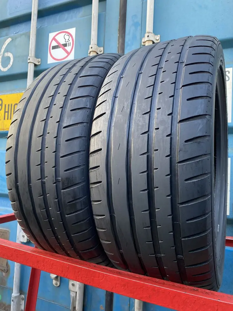 Пара б/у шин 245/45 R18 Hankook Ventus S1evo K107