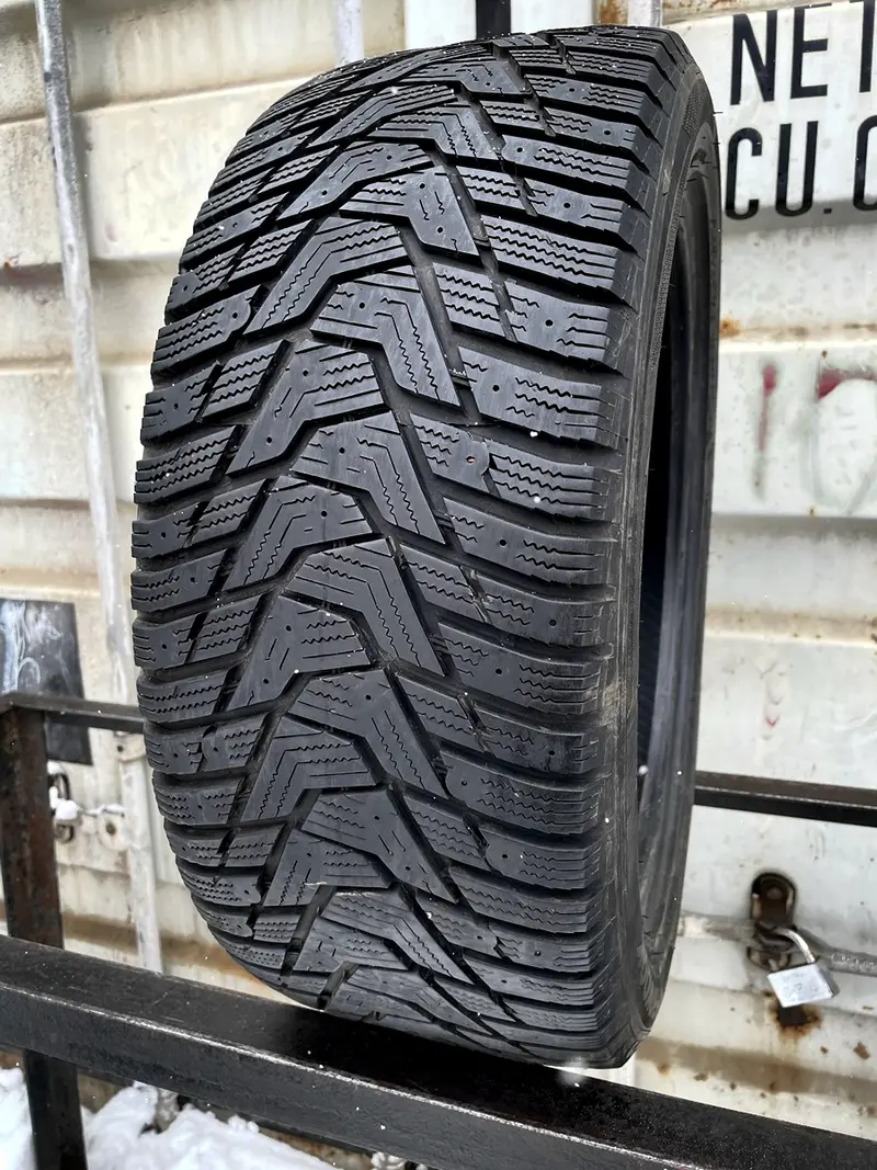 Б/у шина 245/45 R18 Hankook Winter i Pike RS2 W429