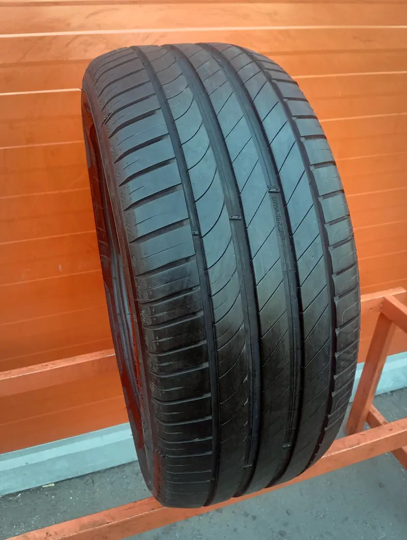 Б/у шина 245/45 R18 Kleber Dynaxer UHP