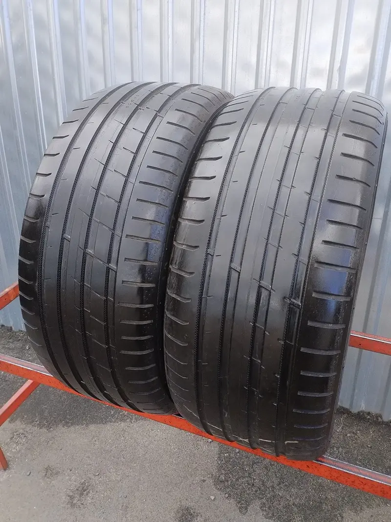 Пара б/у шин 245/45 R18 Nokian Powerproof