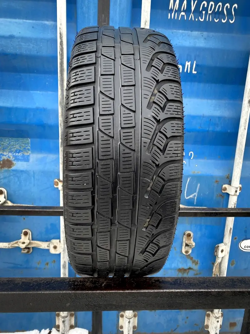 Б/у шина 245/45 R18 Pirelli Winter 240 Sottozero 2, фото 1