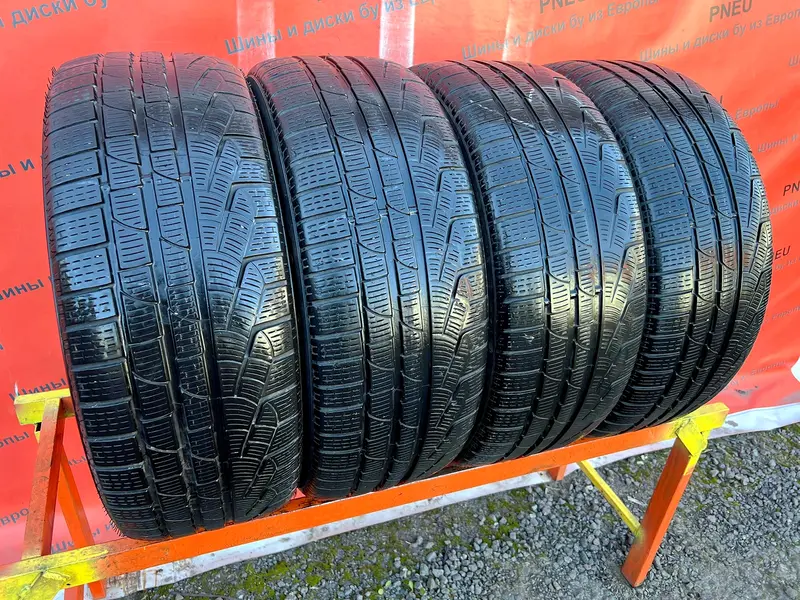 Комплект б/у шин 245/45 R18 Pirelli Winter 240 Sottozero 2 RunFlat, фото 1