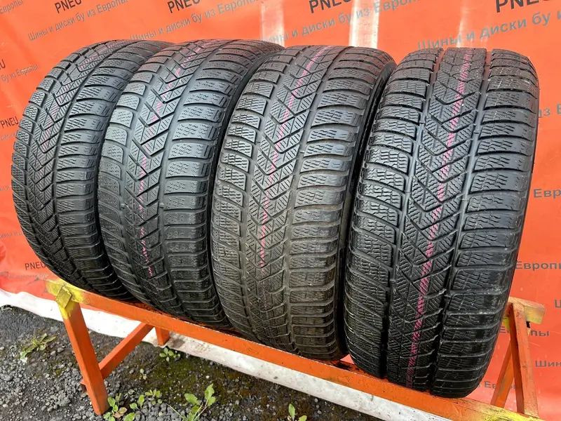 Комплект б/у шин 245/45 R18 Pirelli Winter Sottozero 3