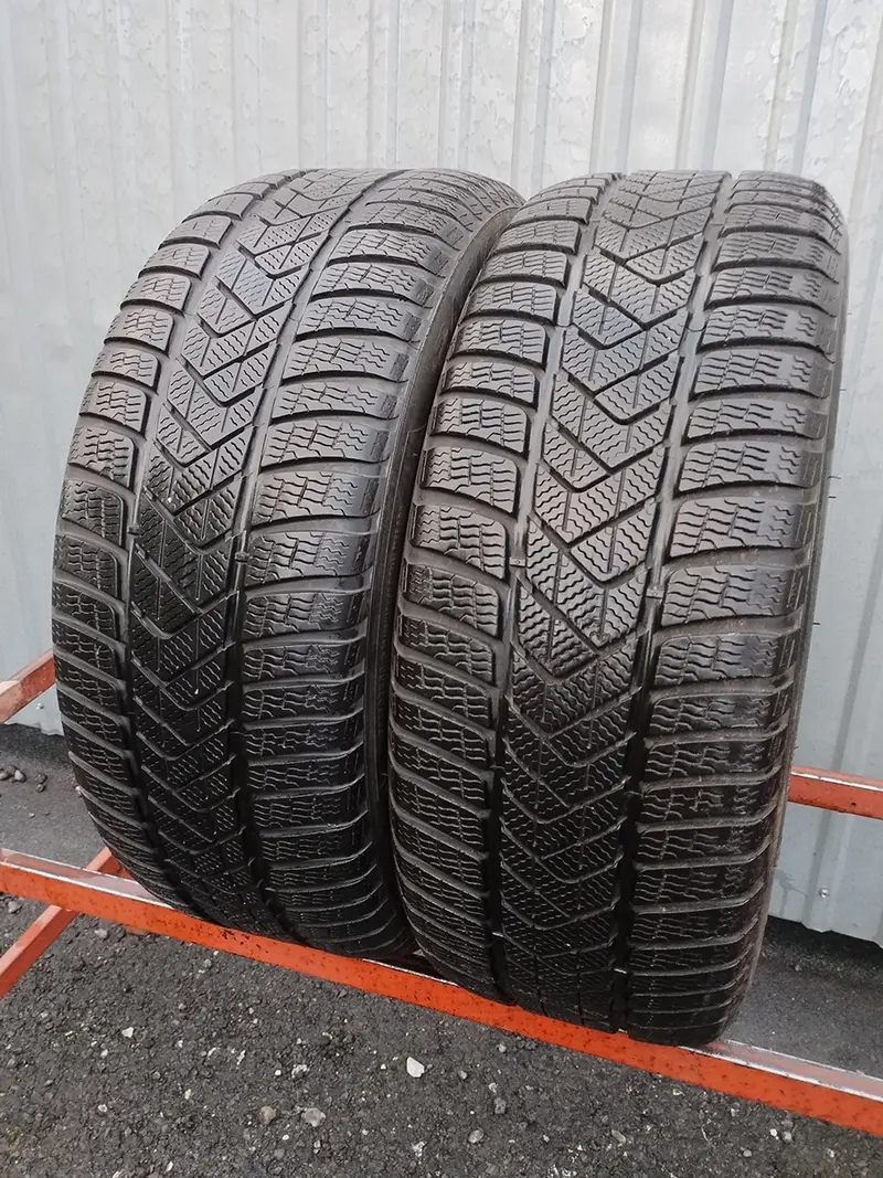 Пара б/у шин 245/45 R18 Pirelli Winter Sottozero 3