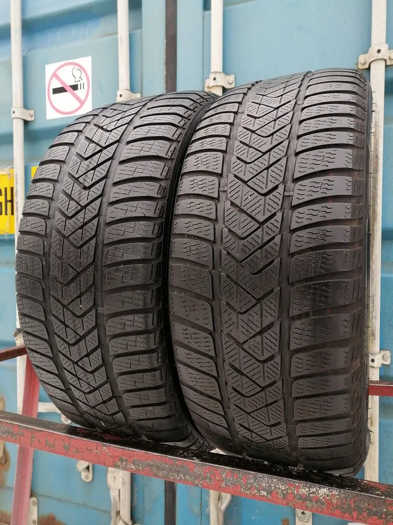 Пара б/у шин 245/45 R18 Pirelli Winter Sottozero 3