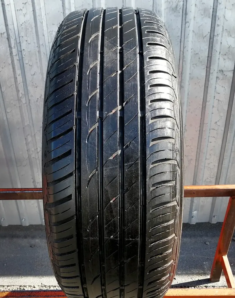 Б/у шина 245/45 R18 PointS Summerstar 3+