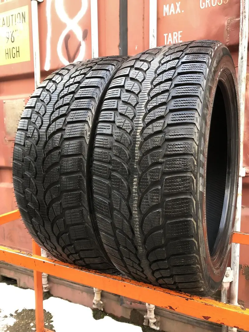Пара б/у шин 245/45 R19 Bridgestone Blizzak LM32, фото 1