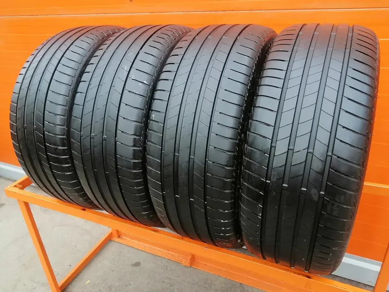 Комплект б/у шин 245/45 R19 Bridgestone Turanza T005