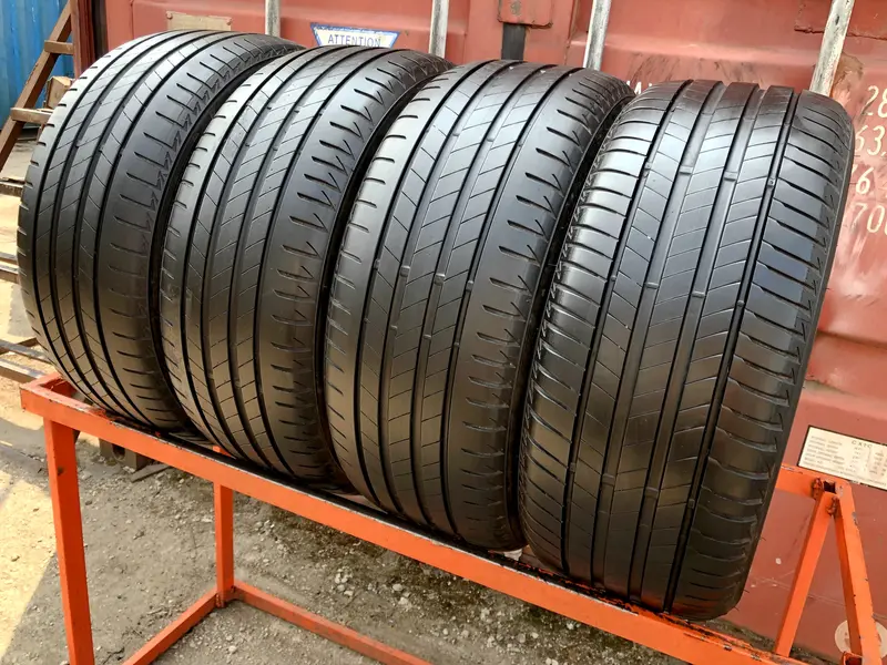 Комплект б/у шин 245/45 R19 Bridgestone Turanza T005