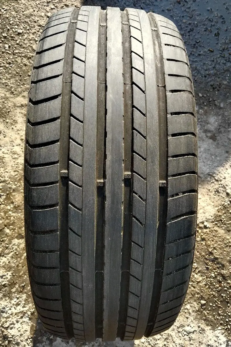 Б/у шина 245/45 R19 Dunlop SP Sport 01A