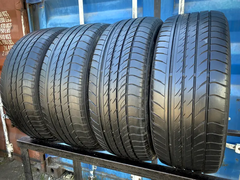 Комплект б/у шин 245/45 R19 Dunlop SP Sport Maxx 101