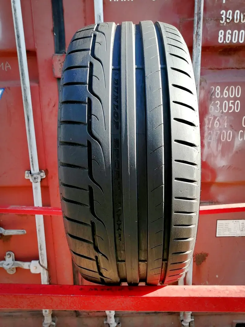 Б/у шина 245/45 R19 Dunlop SP Sport Maxx RT