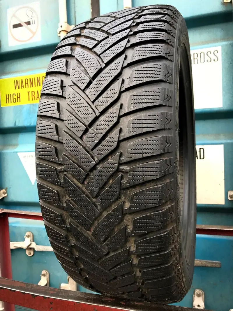 Б/у шина 245/45 R19 Dunlop SP Winter Sport M3
