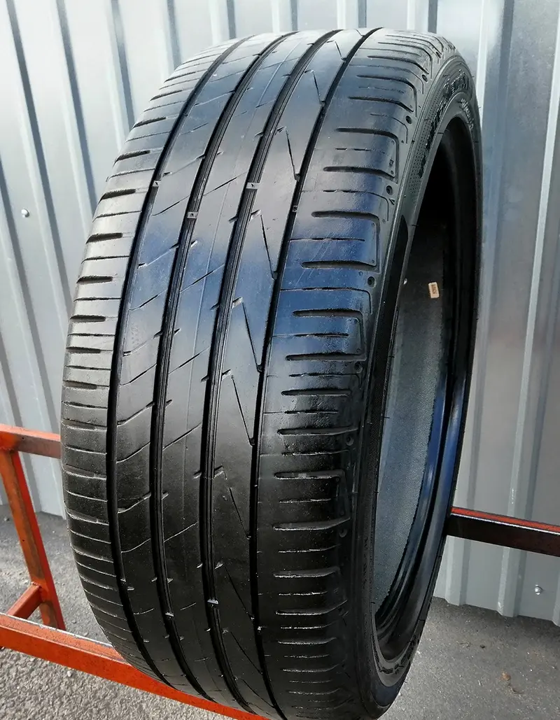 Б/у шина 245/45 R19 Hankook Ventus S1evo 2 SUV K117