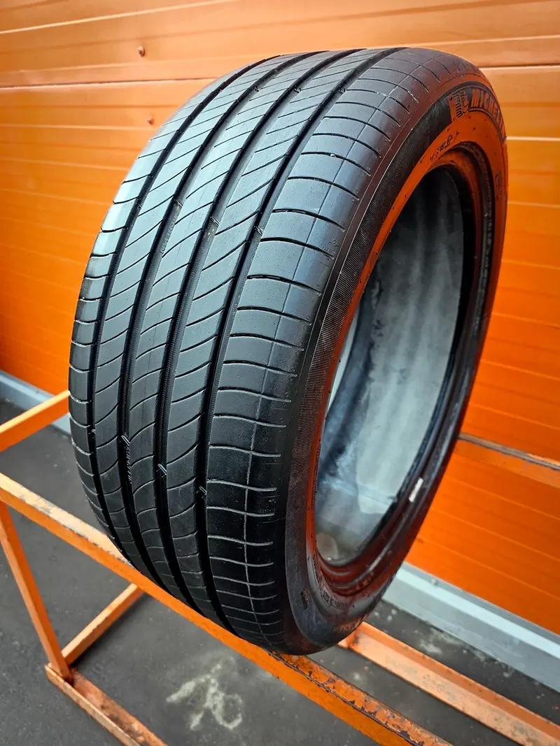 Б/у шина 245/45 R19 Michelin e.Primacy