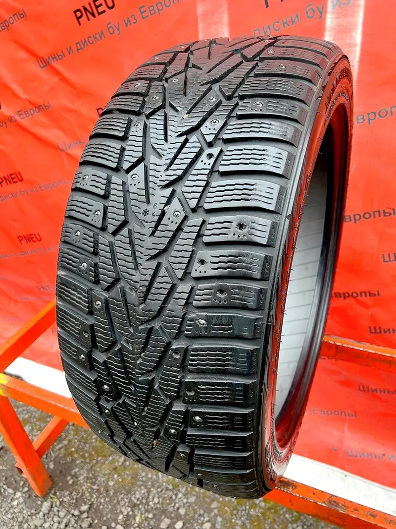 Б/у шина 245/45 R19 Nokian Hakkapeliitta 7