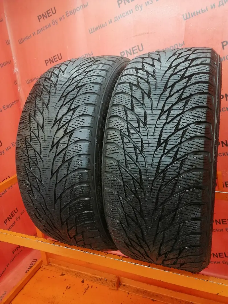 Пара б/у шин 245/45 R19 Nokian Hakkapeliitta R2