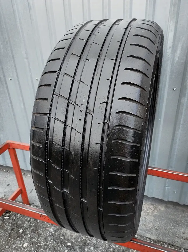 Б/у шина 245/45 R19 Nokian Powerproof