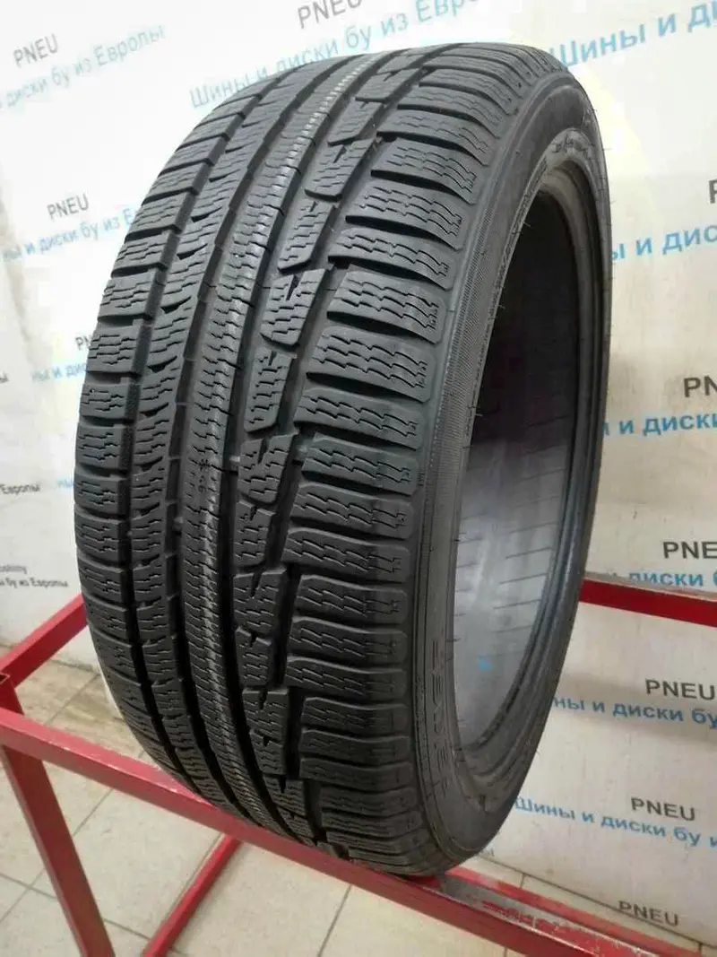 Б/у шина 245/45 R19 Nokian WR A3