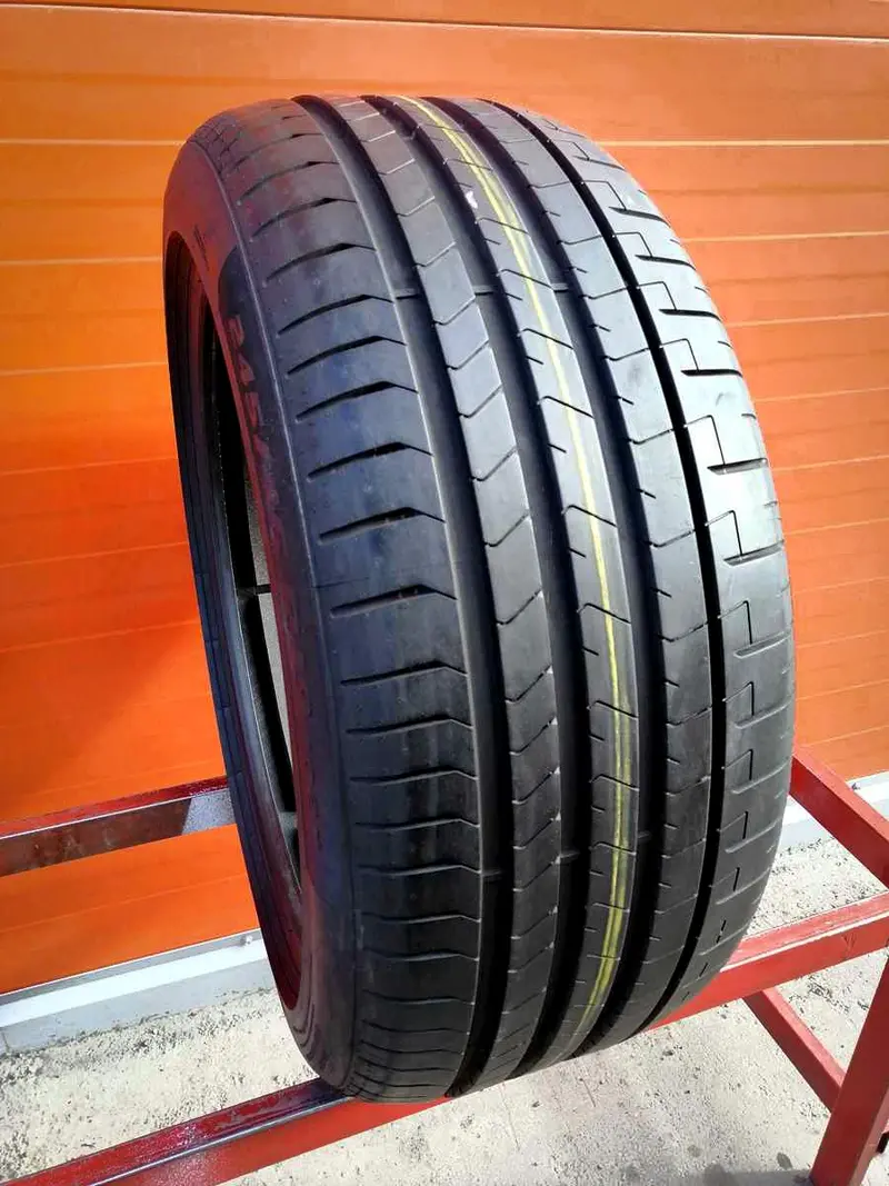 Б/у шина 245/45 R19 Pirelli P Zero PZ4