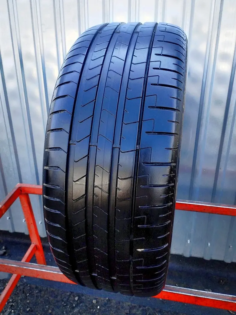 Б/у шина 245/45 R19 Pirelli P Zero PZ4
