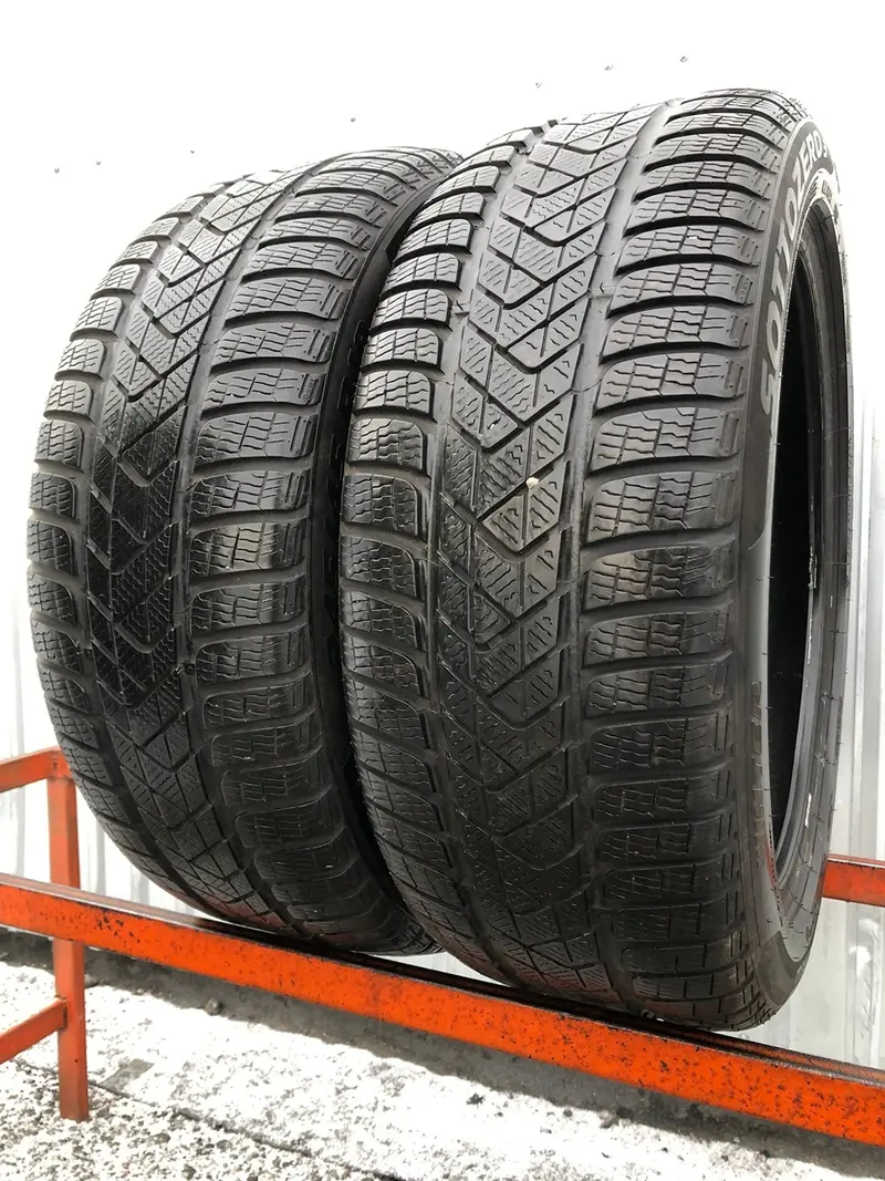 Пара б/у шин 245/45 R19 Pirelli Winter Sottozero 3