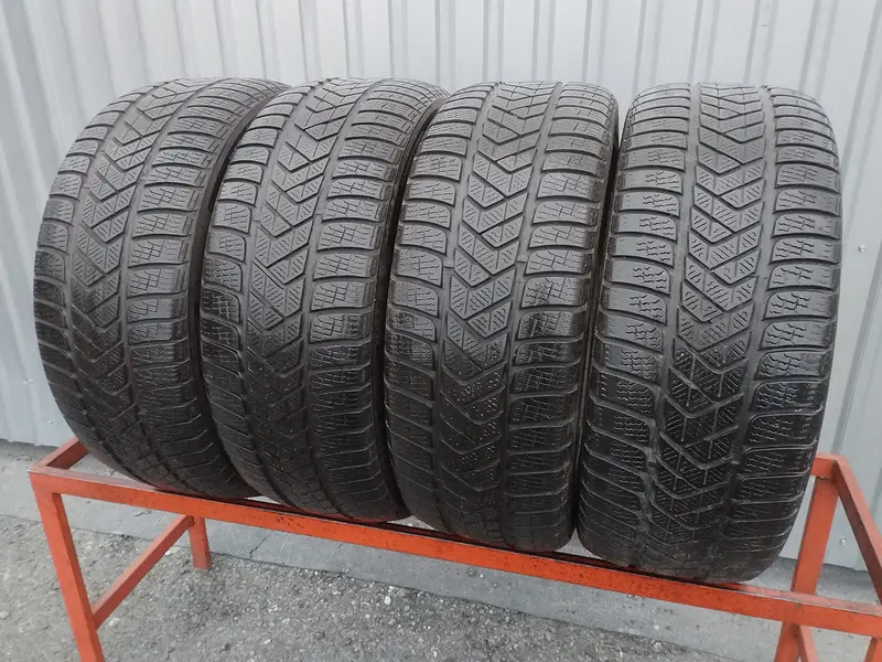 Комплект б/у шин 245/45 R19 Pirelli Winter Sottozero 3