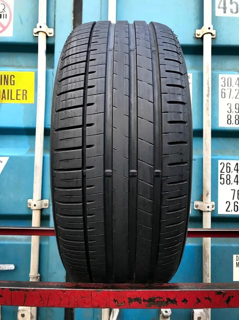 Б/у шина 245/45 R20 Falken Azenis FK-510