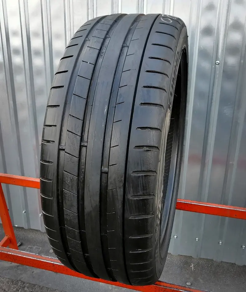 Б/у шина 245/45 R20 Kumho Ecsta PS91