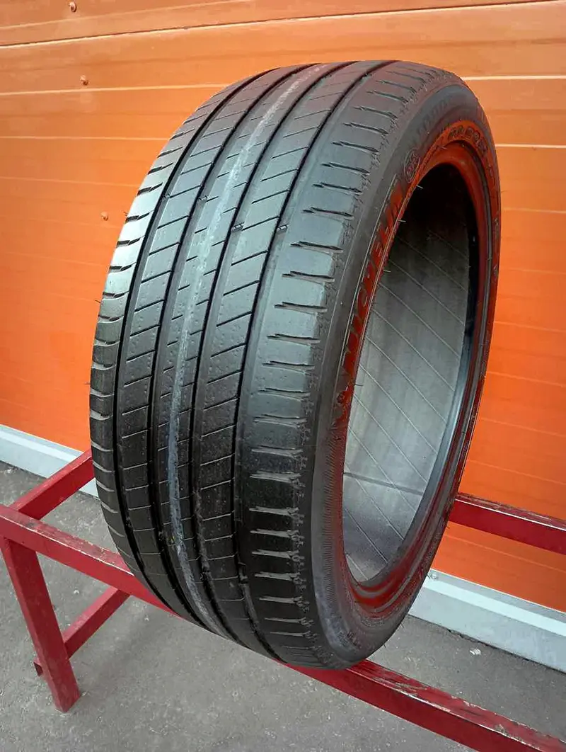 Б/у шина 245/45 R20 Michelin Latitude Sport 3 Run Flat