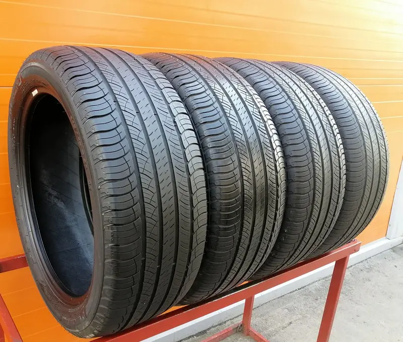 Комплект б/у шин 245/45 R20 Michelin Latitude Tour HP