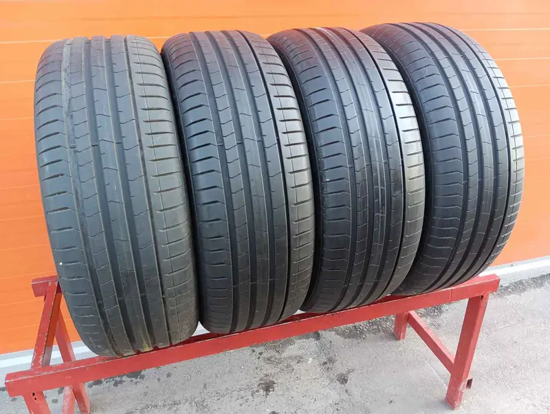 Комплект б/у шин 245/45 R20 Pirelli P Zero PZ4