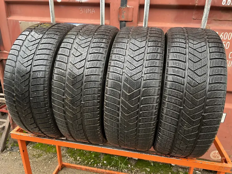 Комплект б/у шин 245/45 R20 Pirelli Scorpion Winter, фото 1