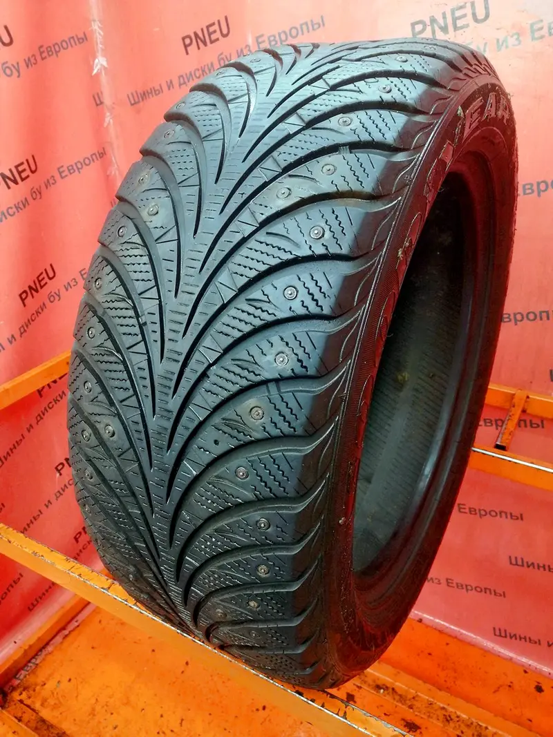 Б/у шина 245/50 R18 Goodyear Ultra Grip Extreme RunFlat