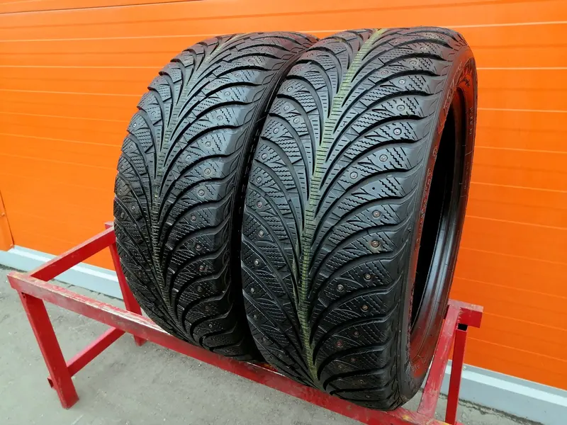 Пара б/у шин 245/50 R18 Goodyear Ultra Grip Extreme RunFlat