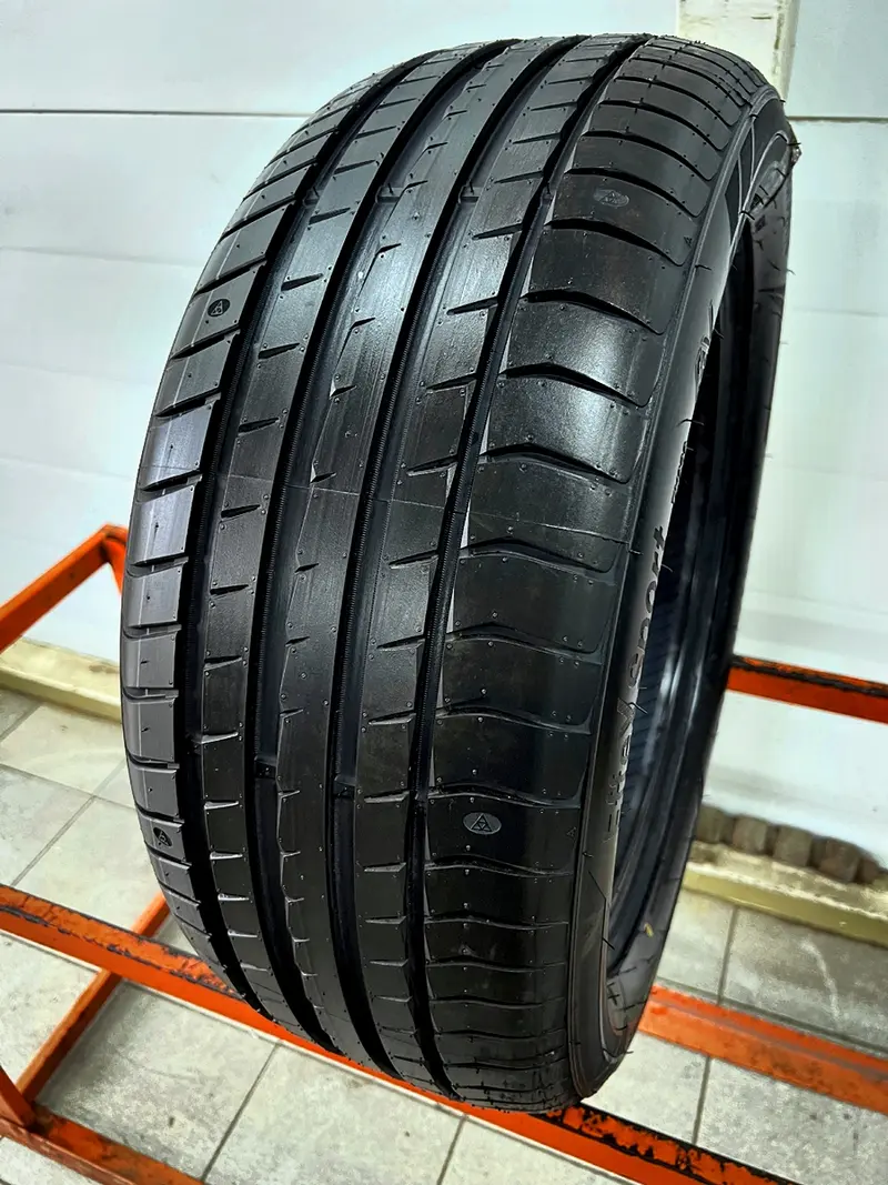 Новая шина 245/50 R18 TRIANGLE EffeXSport TH202, фото 1
